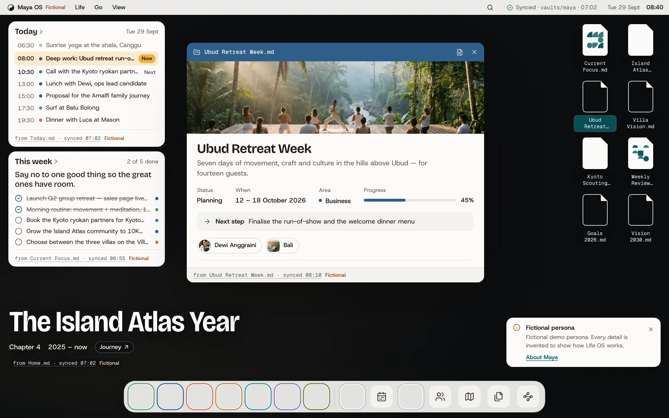 Maya's life in the Desktop world, light theme
